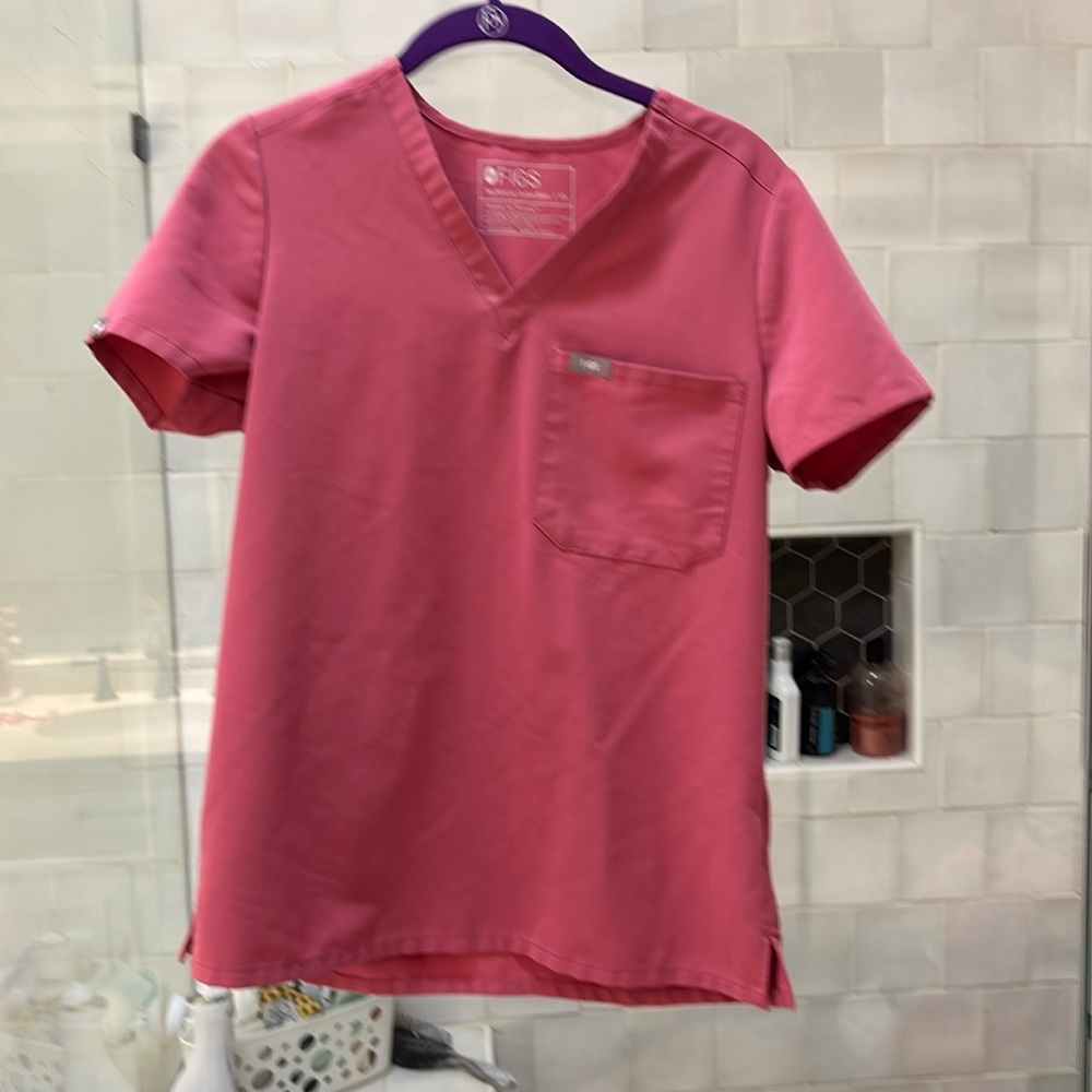 Figs scrub top size xs